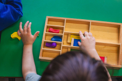 kia-mena-montessori-beckenham-classroom-games