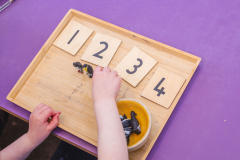 kia-mena-montessori-beckenham-numeracy-learning-child